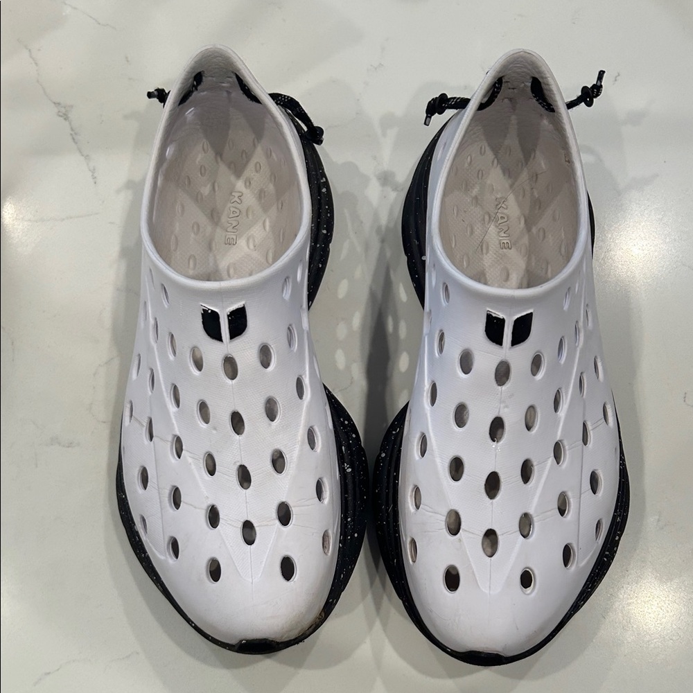 Kane Footwear Revive Shoes Men 9 Women 11